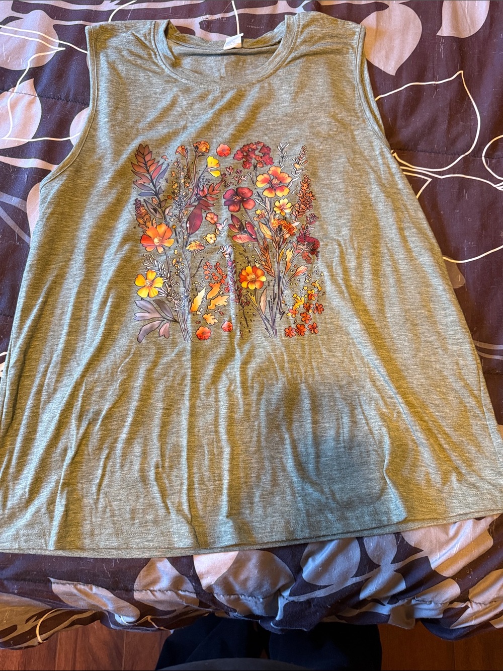 Source Unknown Gray Tank Top with Multicolor Floral Print